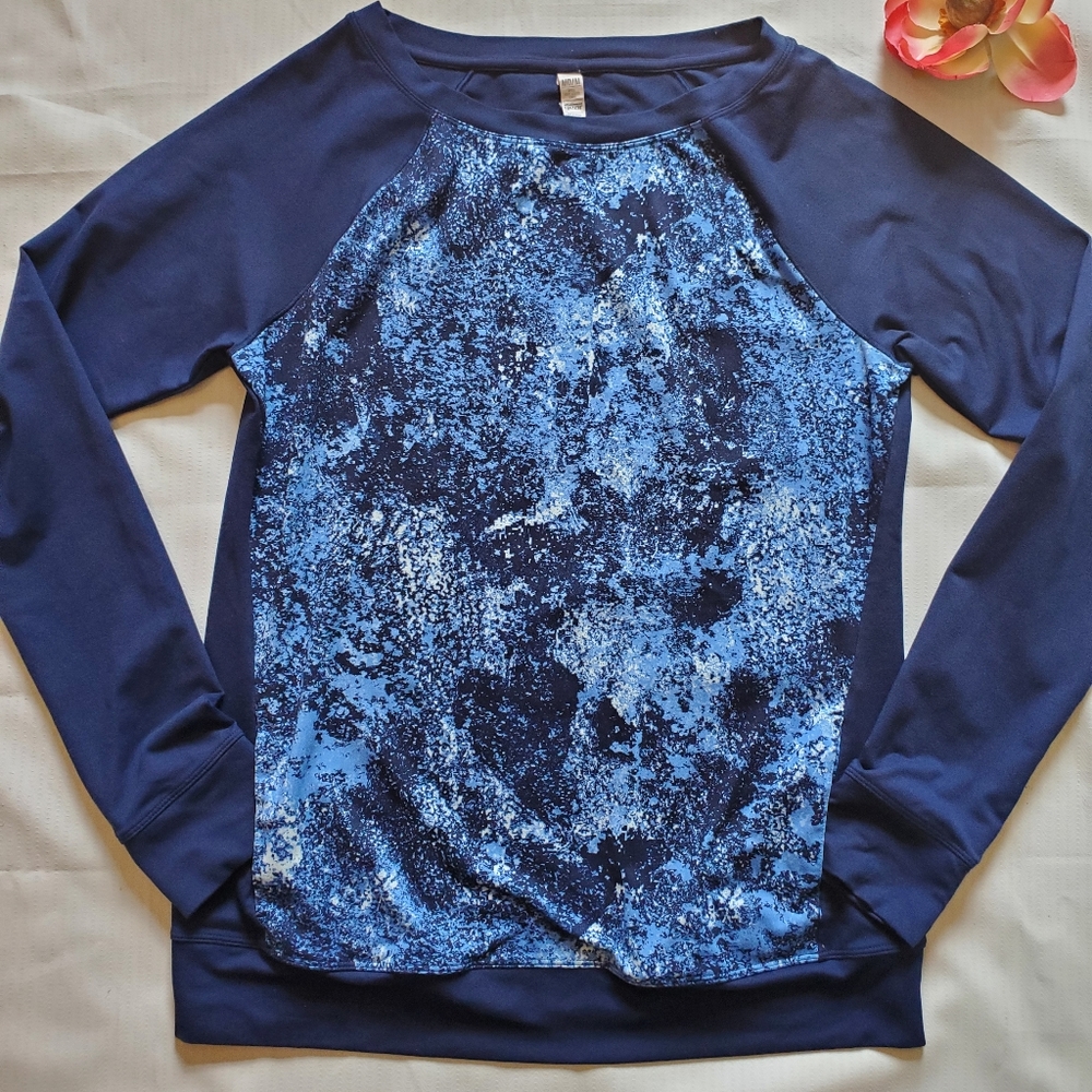 Under Armour allseason gear top